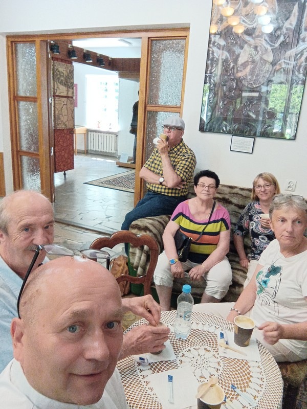 1688996990642